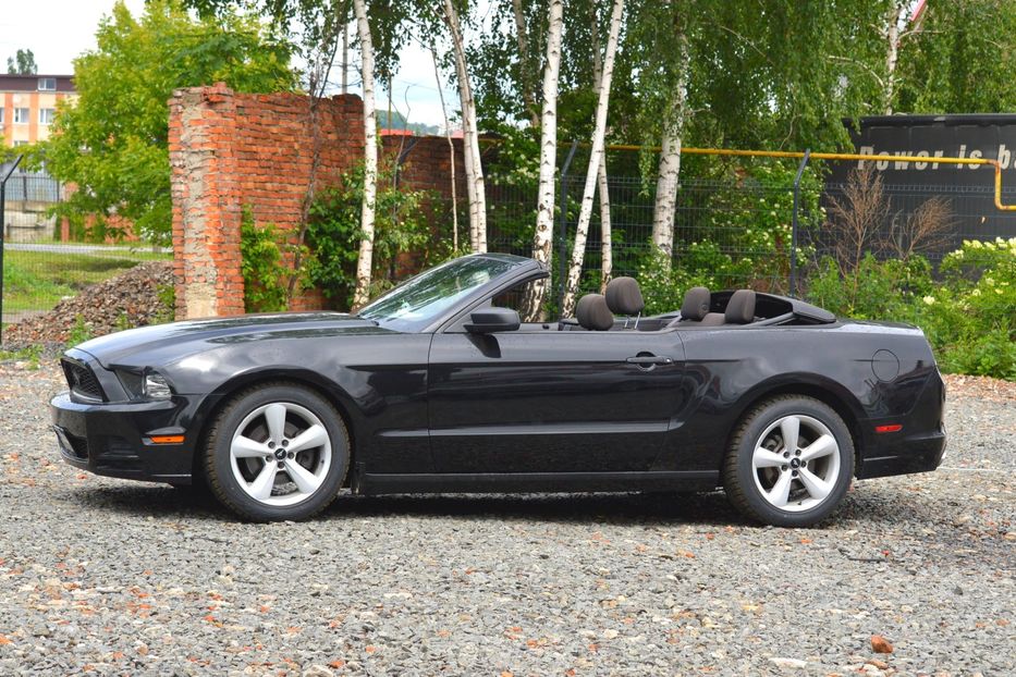 Продам Ford Mustang Cabrio 2012 года в Хмельницком