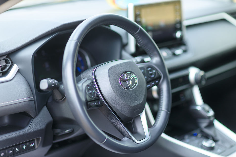Продам Toyota Rav 4 Hybrid PREMIUM  2020 года в Хмельницком