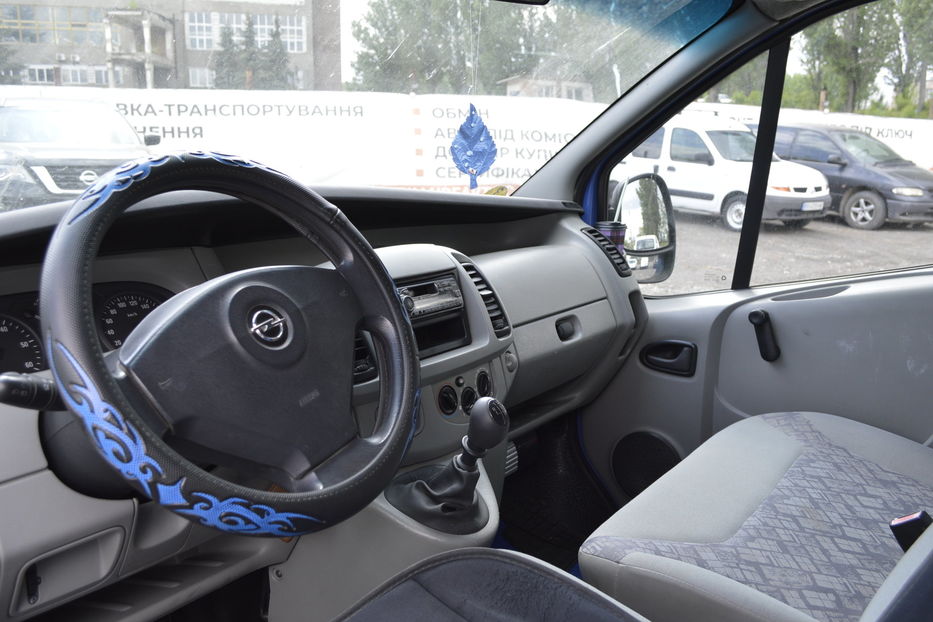 Продам Opel Vivaro пасс. 8+1 2005 года в Хмельницком