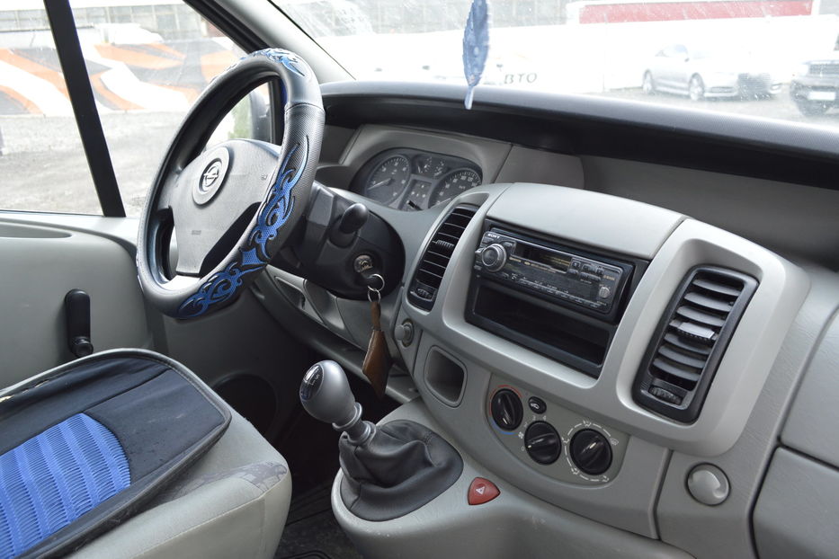 Продам Opel Vivaro пасс. 8+1 2005 года в Хмельницком