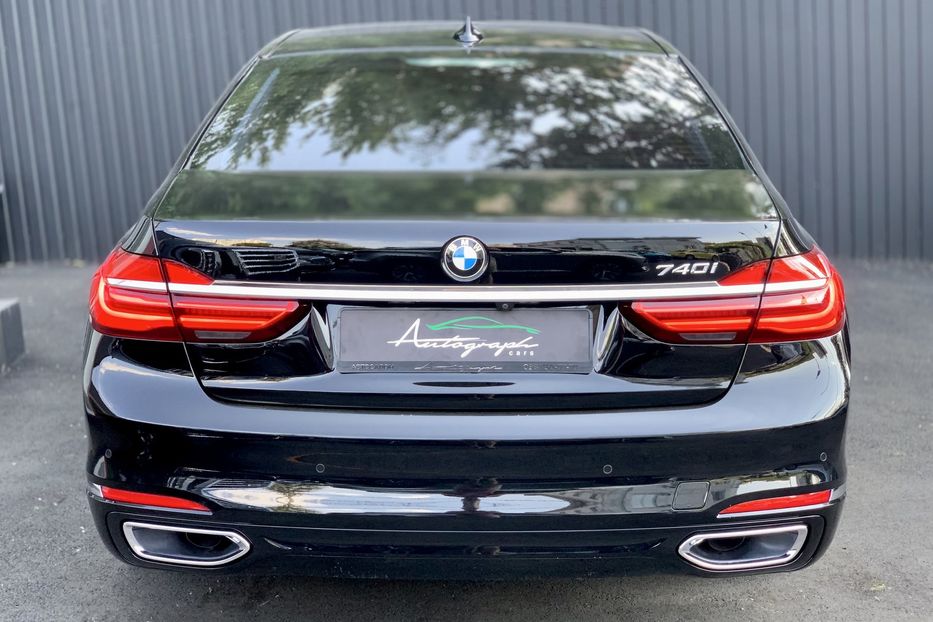 Продам BMW 740 Long 2018 года в Киеве