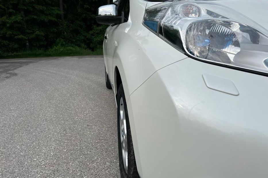Продам Nissan Leaf 24кв 2013 года в Житомире