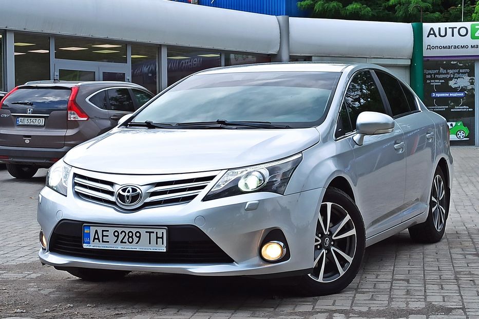 Продам Toyota Avensis 2013 года в Днепре