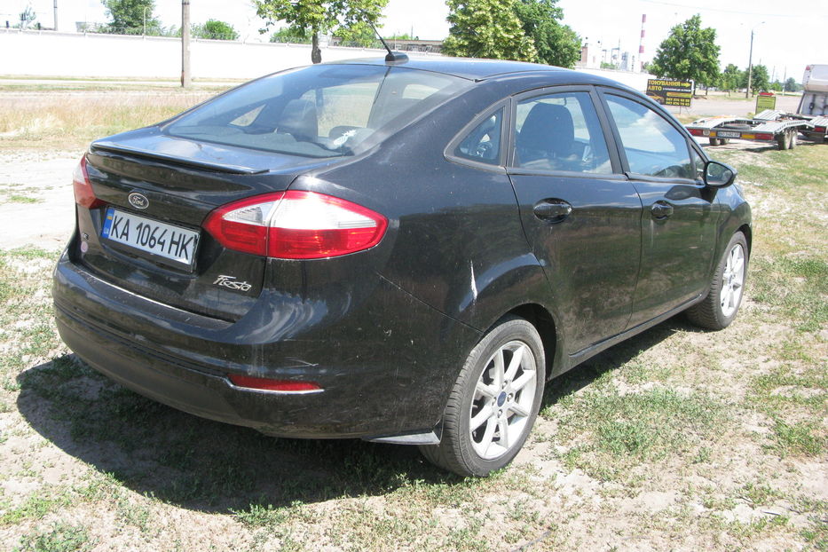 Продам Ford Fiesta 2015 года в Киеве