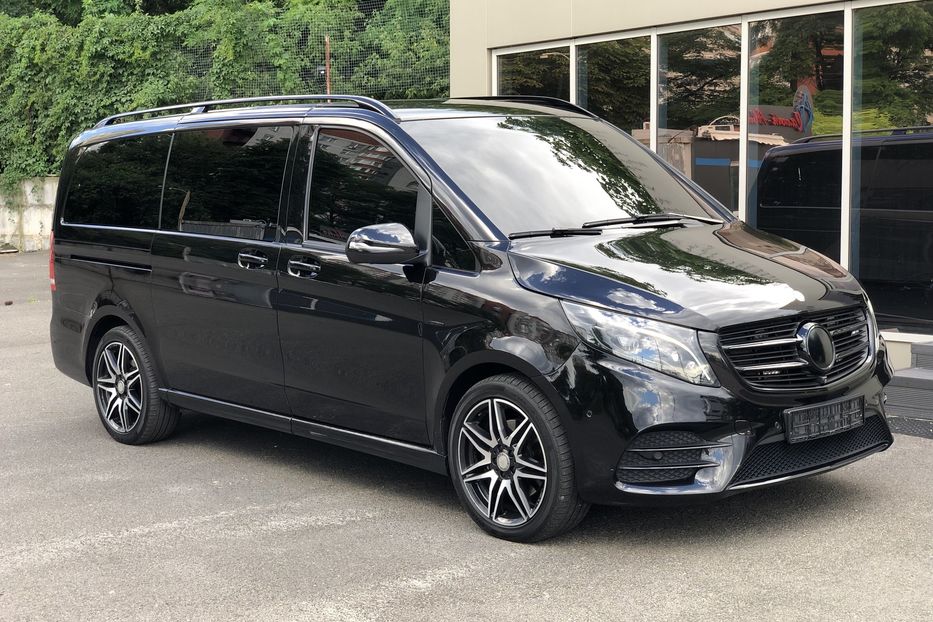 Продам Mercedes-Benz V-Class 250d 4matic AMG\\\ 2016 года в Киеве