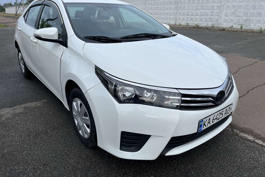 Продам Toyota Corolla 2017 года в Киеве