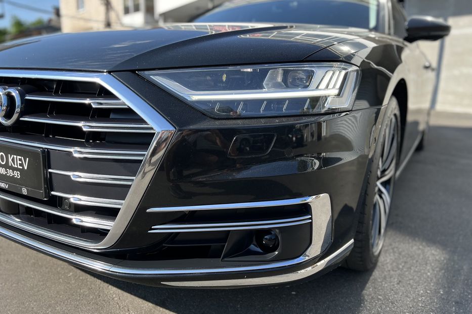 Продам Audi A8 2018 года в Киеве