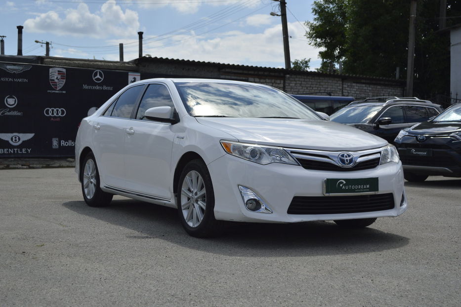 Продам Toyota Camry XLE Hybrid 2013 года в Одессе