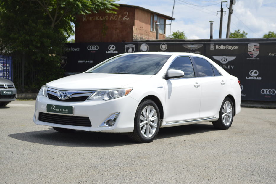 Продам Toyota Camry XLE Hybrid 2013 года в Одессе