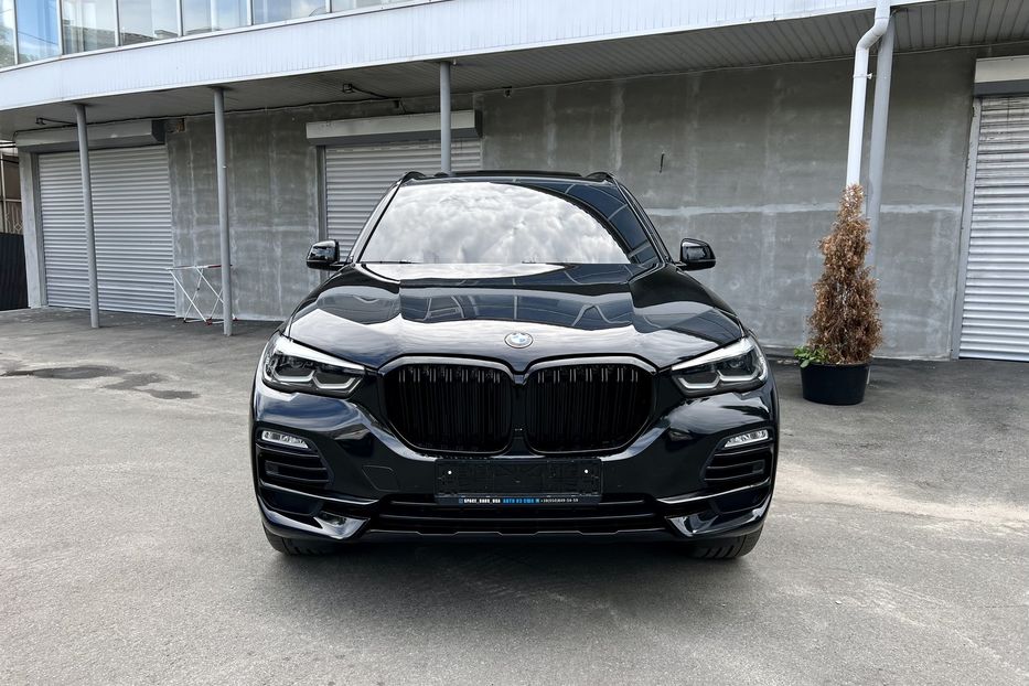 Продам BMW X5 XDRIVE40I 2019 года в Киеве