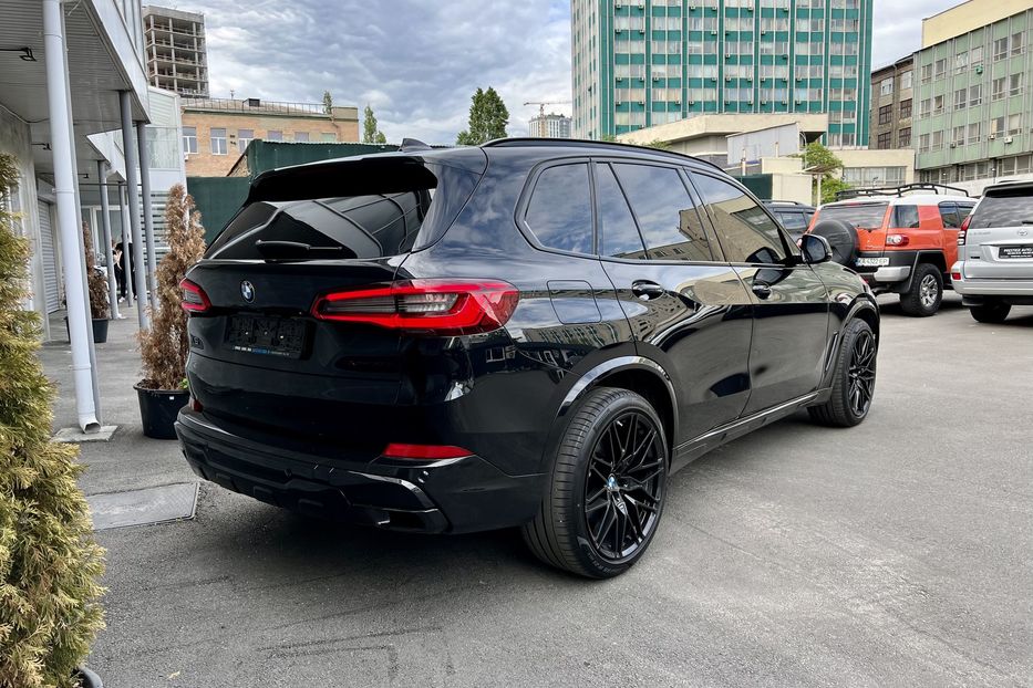 Продам BMW X5 XDRIVE40I 2019 года в Киеве