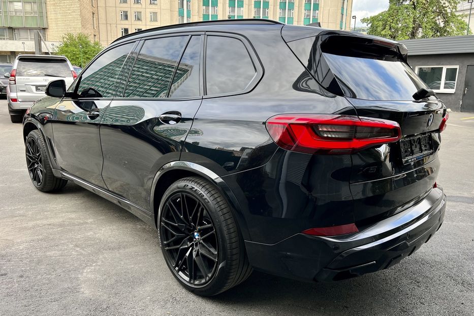 Продам BMW X5 XDRIVE40I 2019 года в Киеве