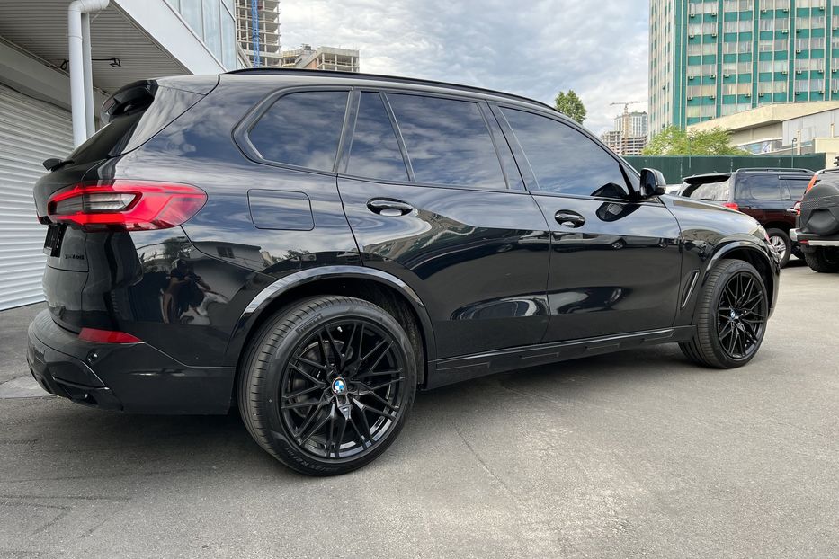 Продам BMW X5 XDRIVE40I 2019 года в Киеве