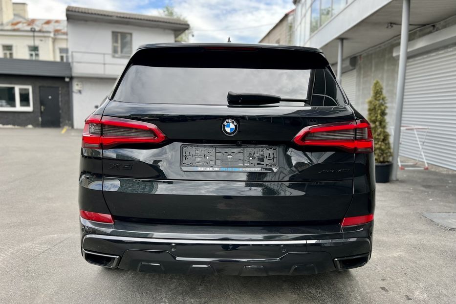 Продам BMW X5 XDRIVE40I 2019 года в Киеве