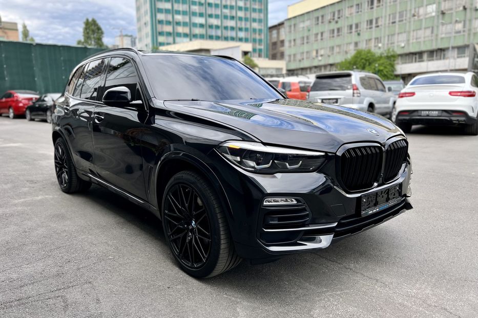 Продам BMW X5 XDRIVE40I 2019 года в Киеве