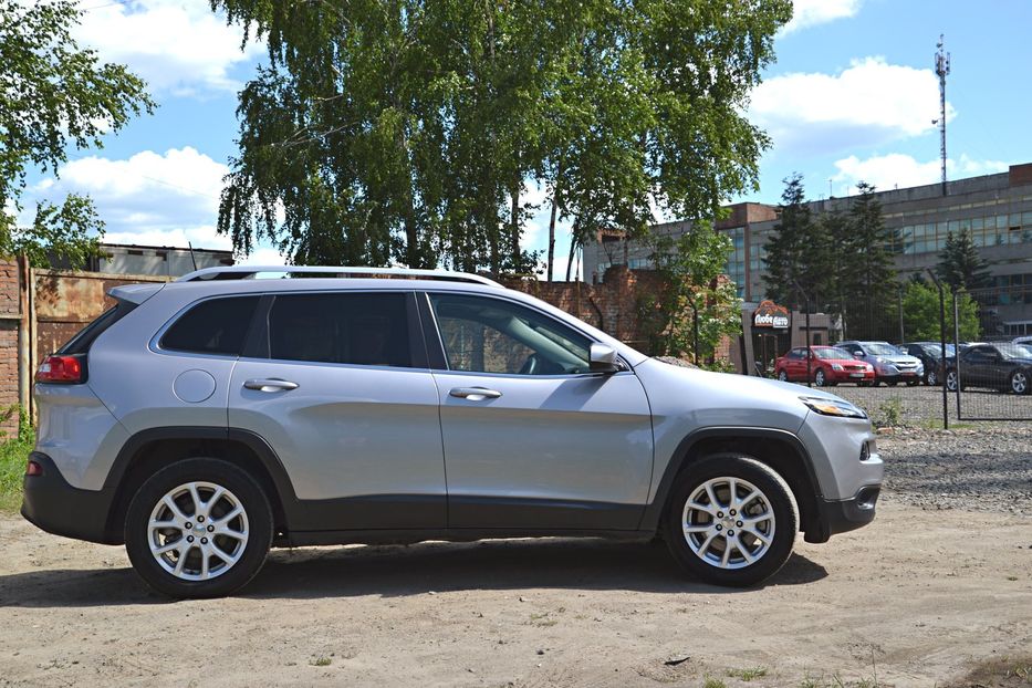 Продам Jeep Cherokee Latitude 2017 года в Хмельницком