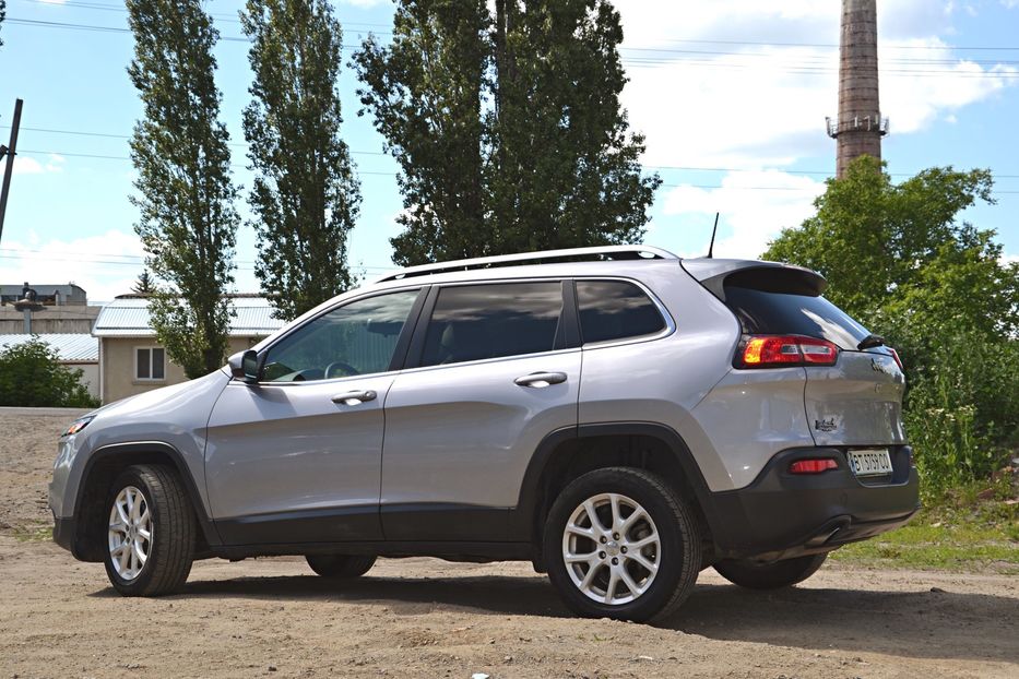 Продам Jeep Cherokee Latitude 2017 года в Хмельницком