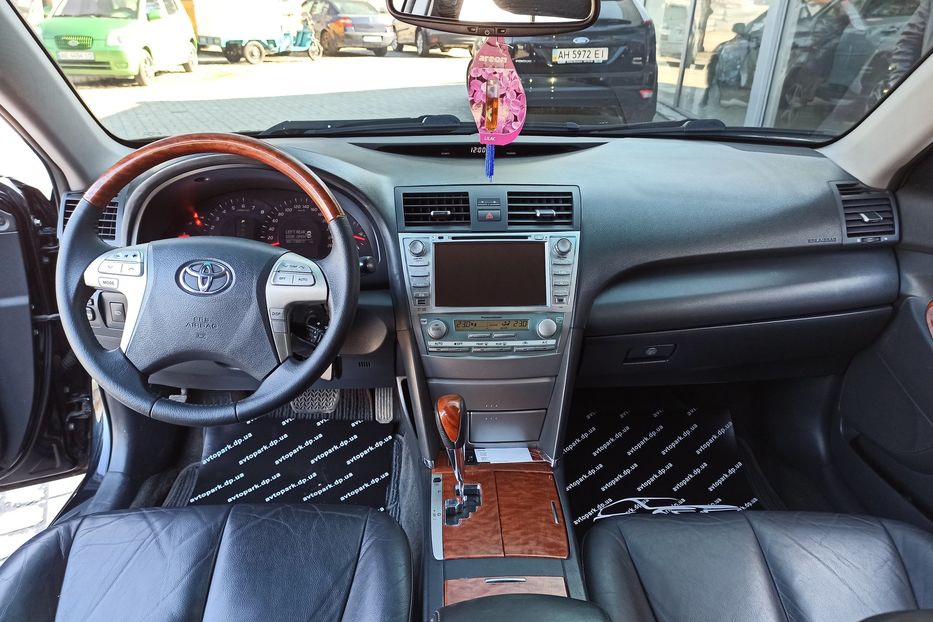 Продам Toyota Camry 2008 года в Днепре