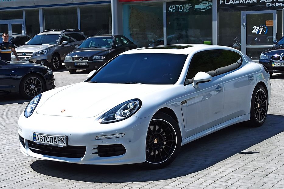 Продам Porsche Panamera 4S Executive Long 2013 года в Днепре