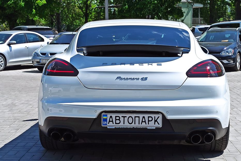 Продам Porsche Panamera 4S Executive Long 2013 года в Днепре