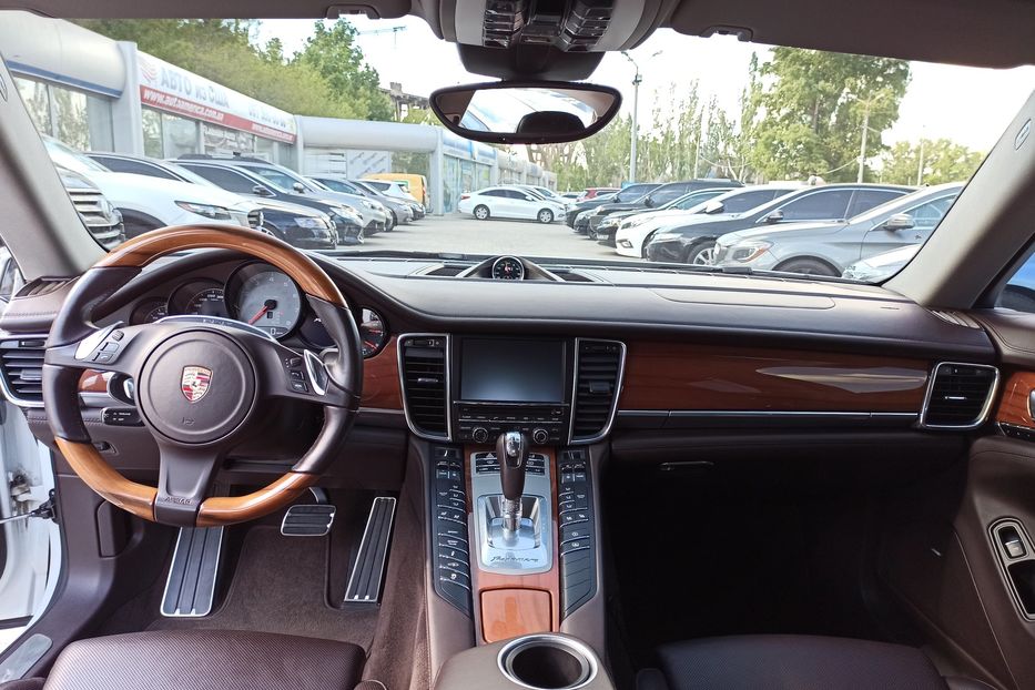 Продам Porsche Panamera 4S Executive Long 2013 года в Днепре