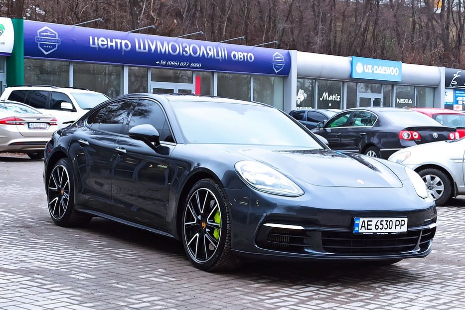 Продам Porsche Panamera 4 E-Hybrid 2017 года в Днепре