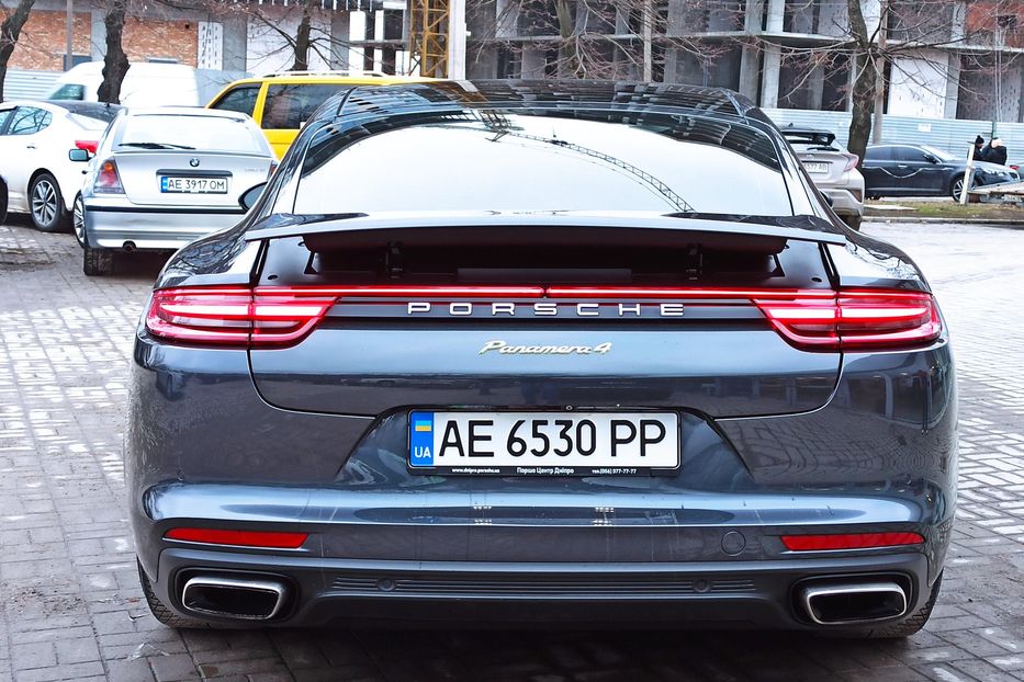 Продам Porsche Panamera 4 E-Hybrid 2017 года в Днепре