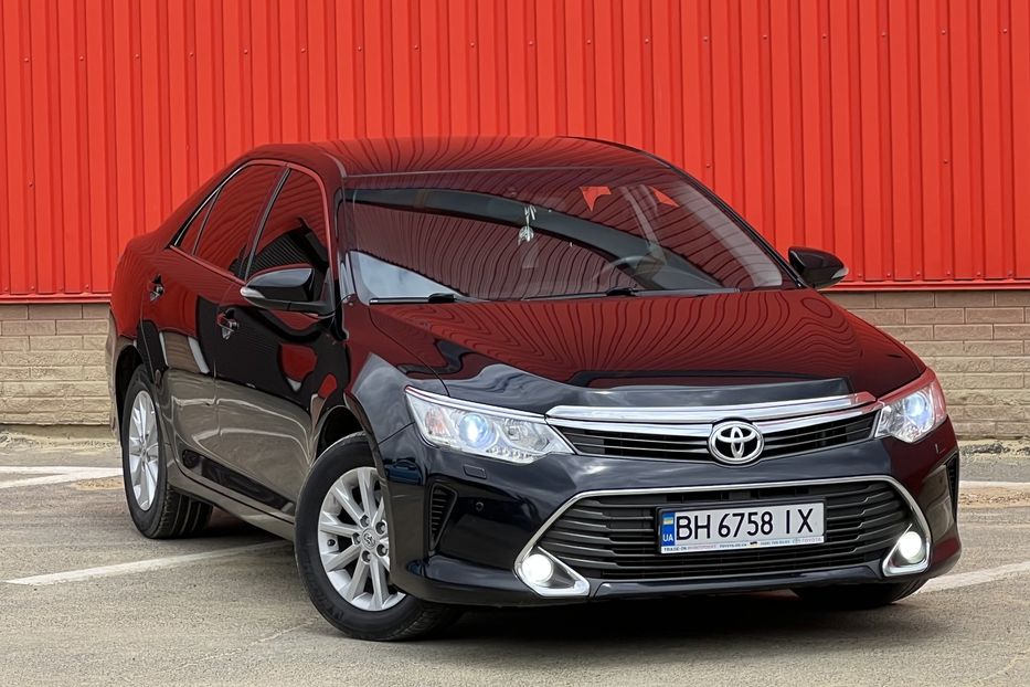 Продам Toyota Camry Official  2015 года в Одессе