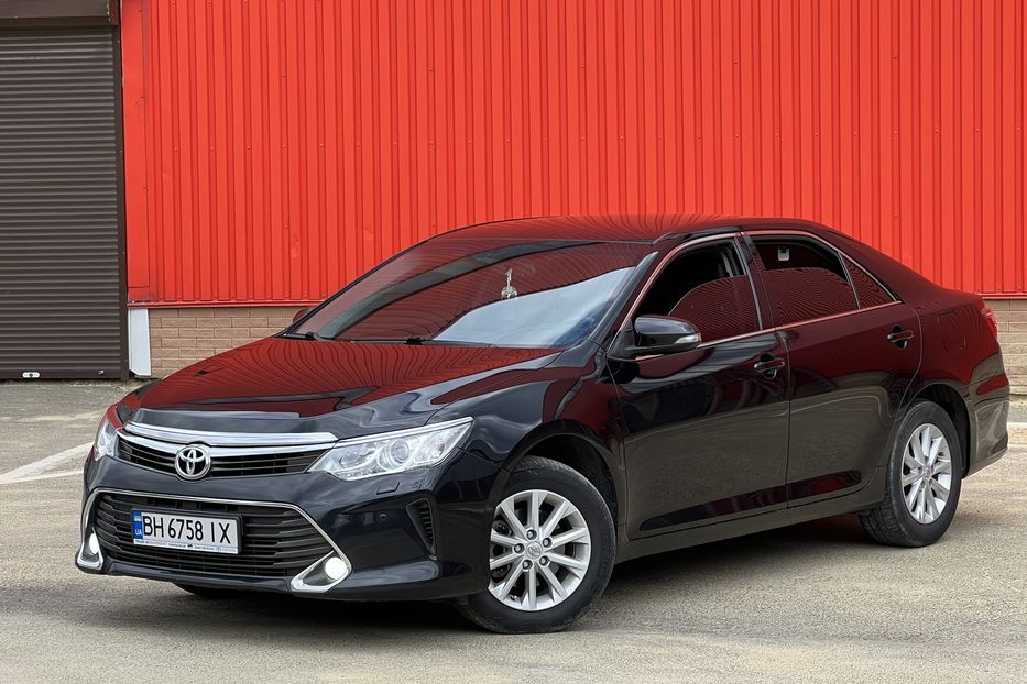 Продам Toyota Camry Official  2015 года в Одессе