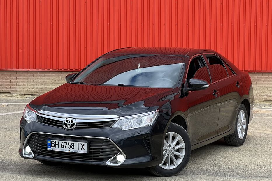 Продам Toyota Camry Official  2015 года в Одессе