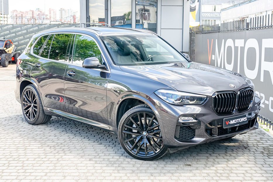 Продам BMW X5 40i XDrive 2020 года в Киеве