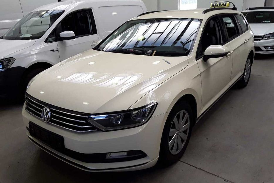 Продам Volkswagen Passat B8 РЕЗЕРВА 2016 года в Львове