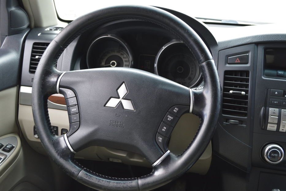 Продам Mitsubishi Pajero 2007 года в Одессе