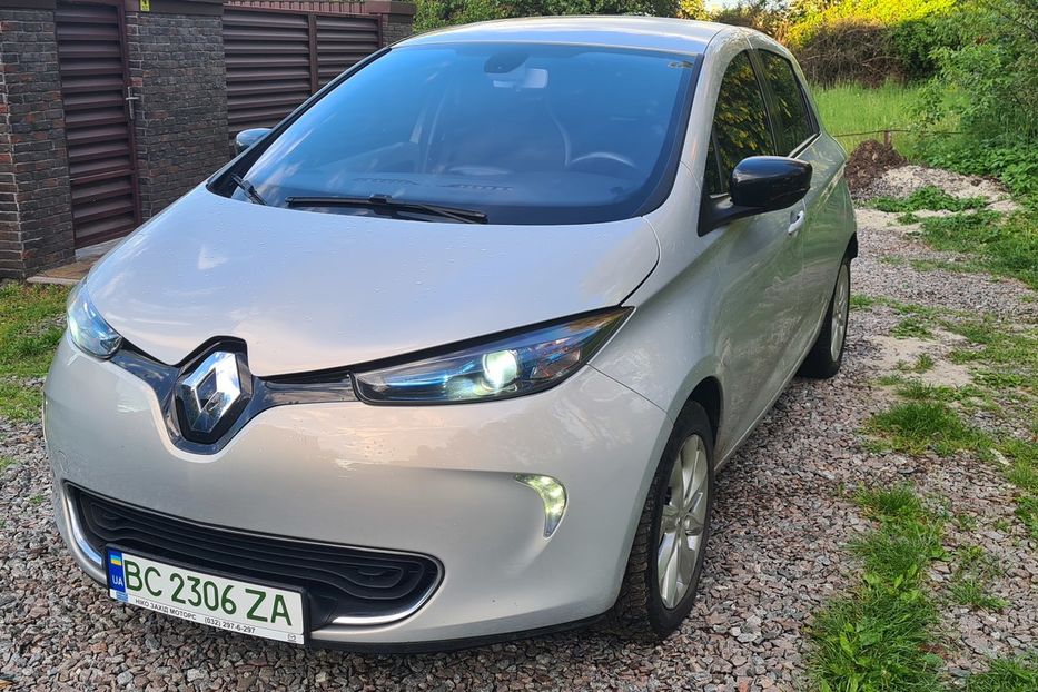 Продам Renault Zoe 2015 года в Львове
