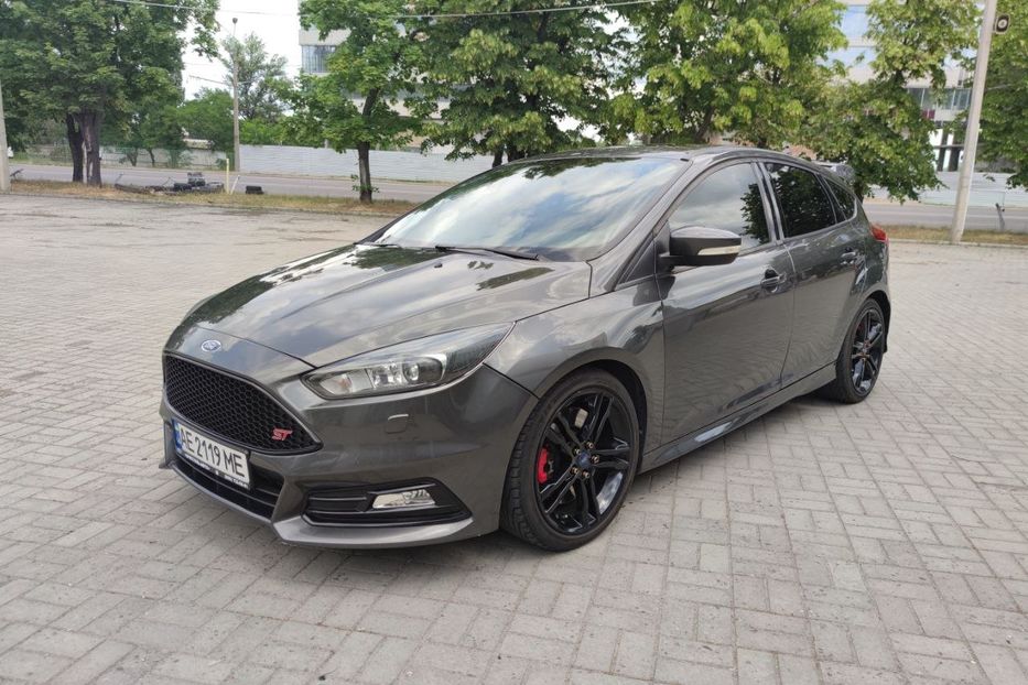 Продам Ford Focus ST 2016 года в Днепре