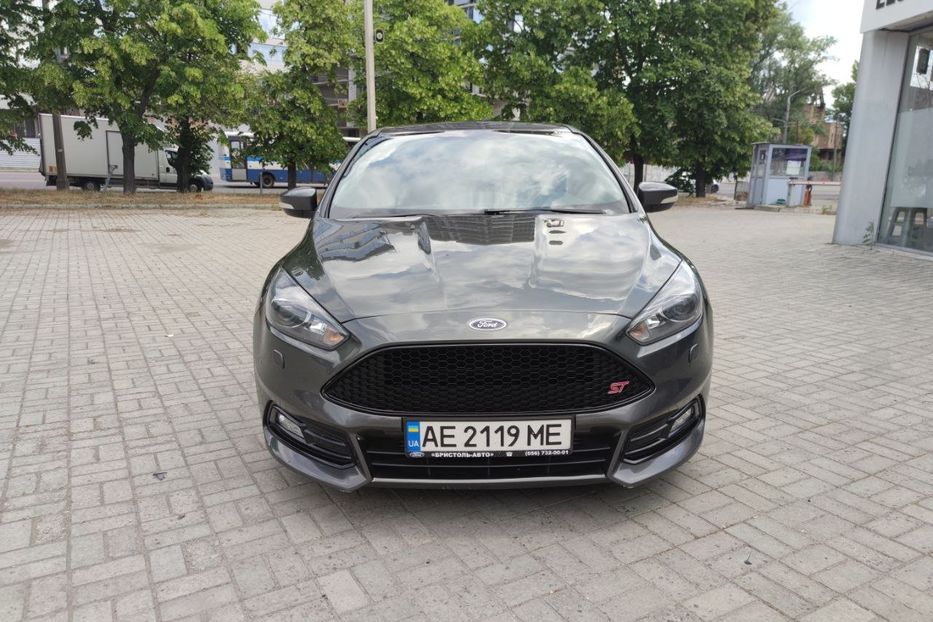 Продам Ford Focus ST 2016 года в Днепре