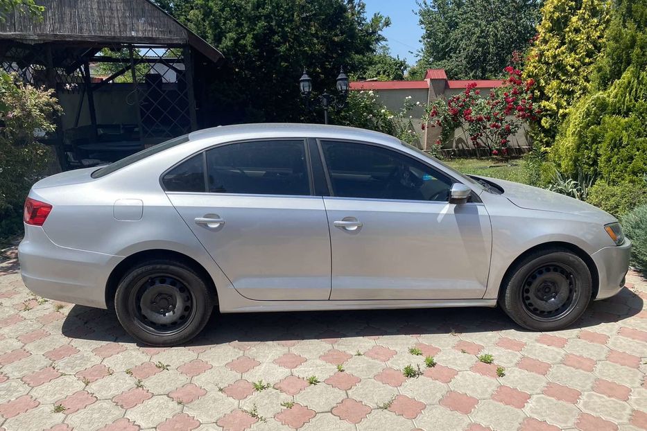 Продам Volkswagen Jetta 2013 года в Одессе