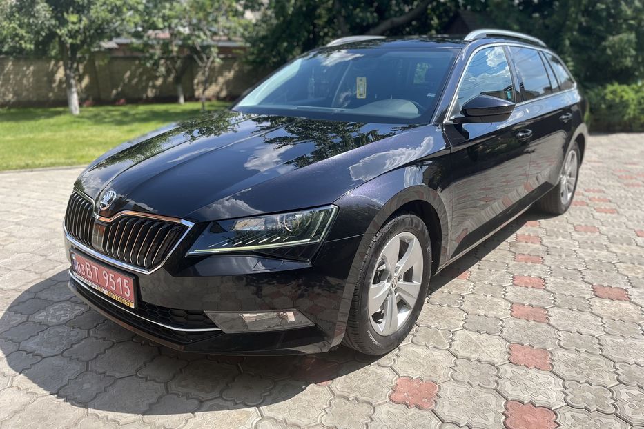 Продам Skoda Superb 2017 года в Житомире