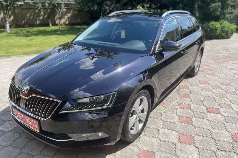 Продам Skoda Superb 2017 года в Житомире