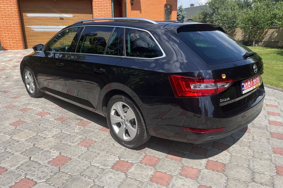 Продам Skoda Superb 2017 года в Житомире