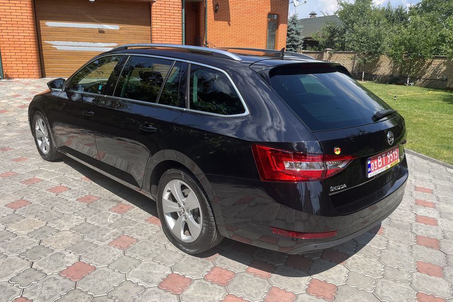 Продам Skoda Superb 2017 года в Житомире