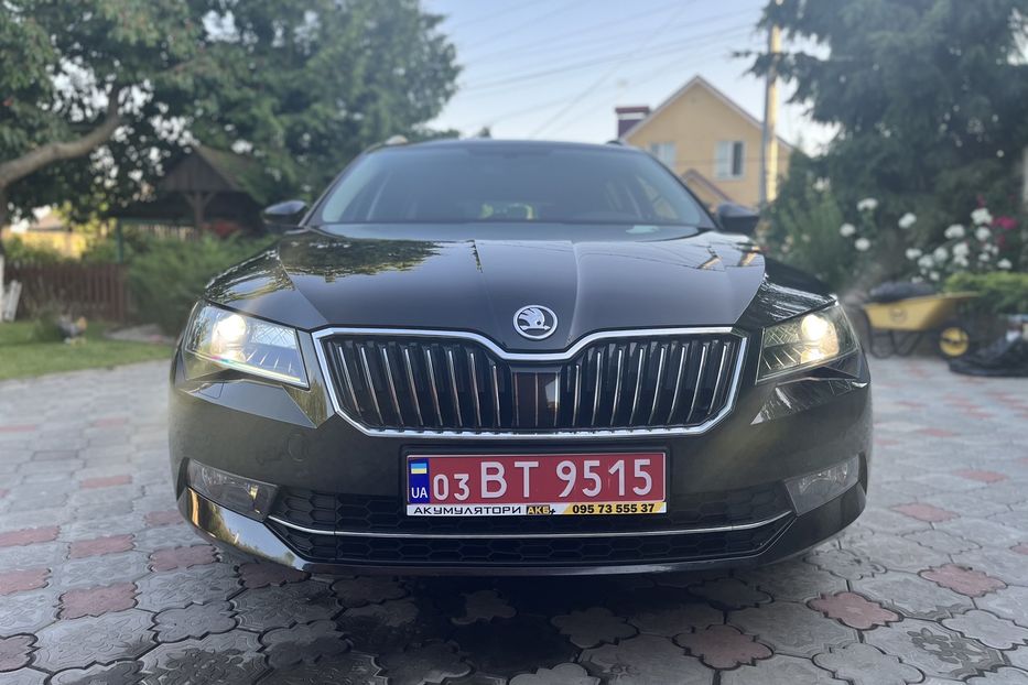 Продам Skoda Superb 2017 года в Житомире