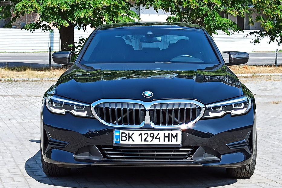 Продам BMW 330 і 2019 года в Днепре