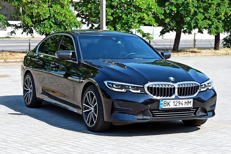 Продам BMW 330 і 2019 года в Днепре