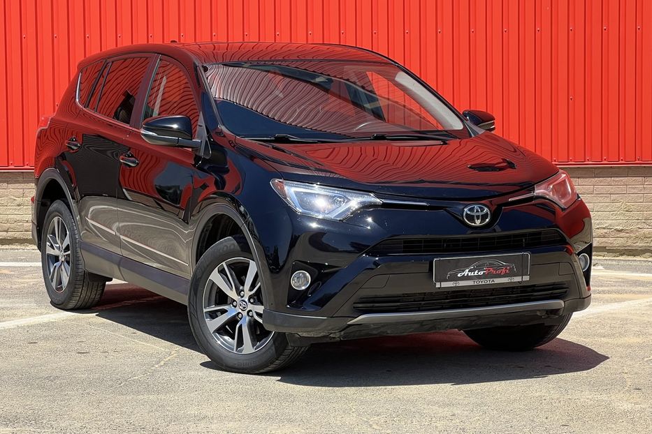 Продам Toyota Rav 4 2017 года в Одессе