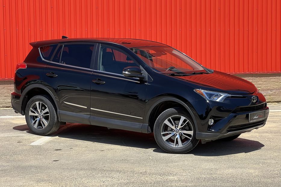 Продам Toyota Rav 4 2017 года в Одессе