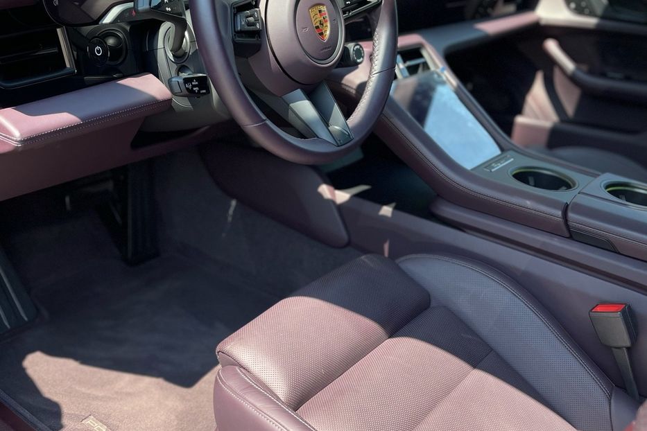 Продам Porsche Taycan 2021 года в Киеве