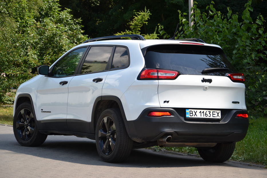 Продам Jeep Cherokee Latitude 2017 года в Хмельницком