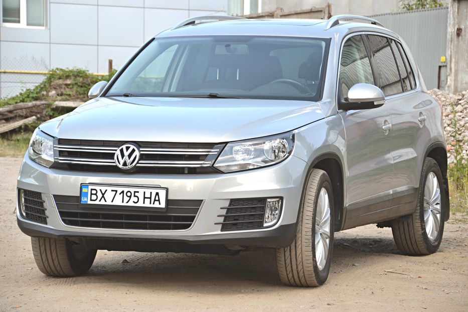 Продам Volkswagen Tiguan Tiguan Se W/Sunroof & Nav 2012 года в Хмельницком