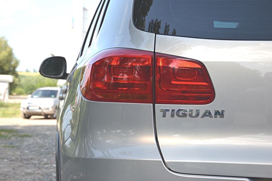 Продам Volkswagen Tiguan Tiguan Se W/Sunroof & Nav 2012 года в Хмельницком
